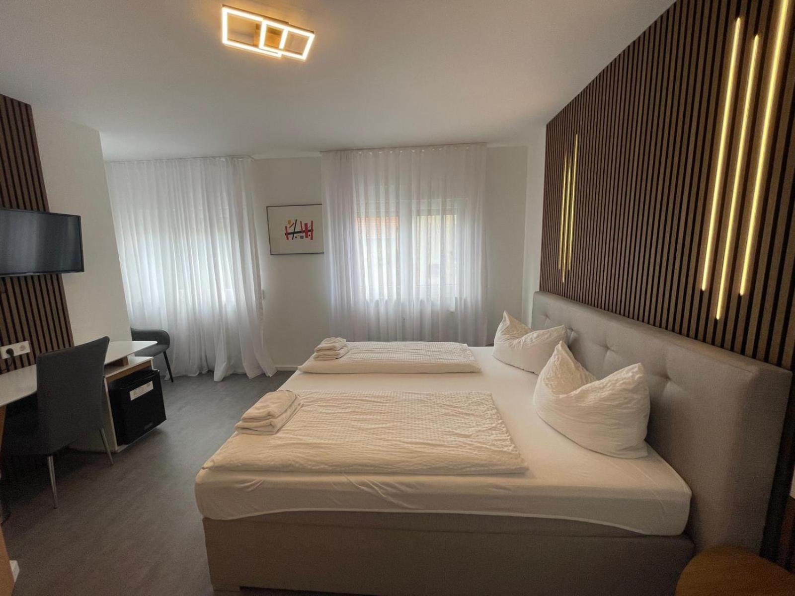Hotel Loewen Kusterdingen المظهر الخارجي الصورة
